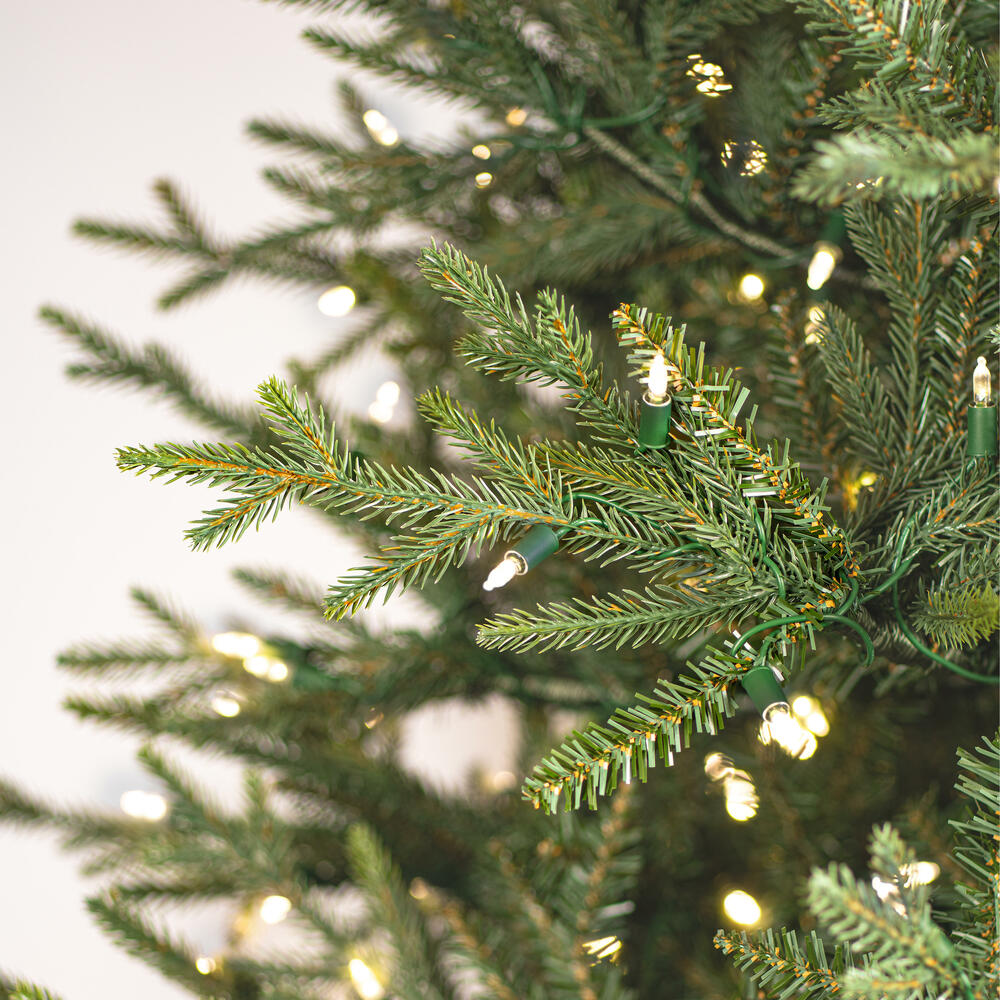Vickerman Slim Itasca Fraser Fir Artificial Christmas Tree