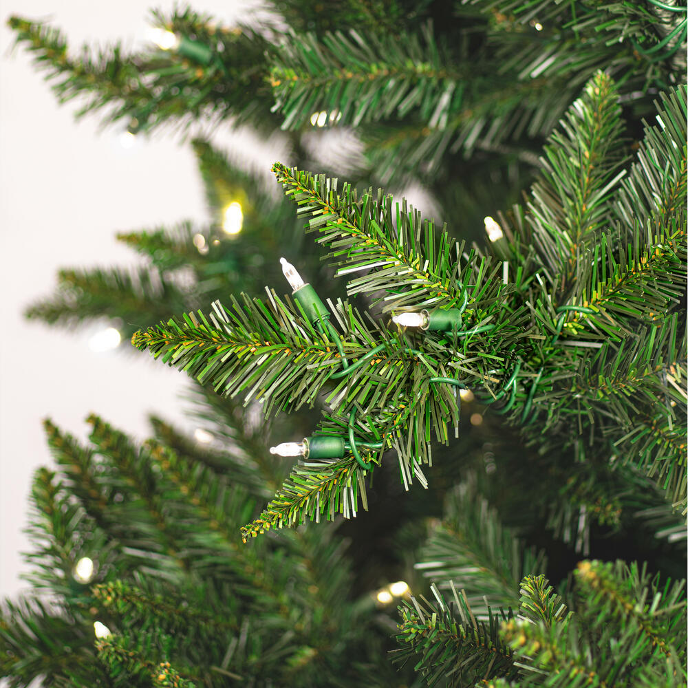 Vickerman Camdon Fir Artificial Christmas Tree