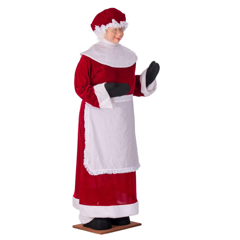 Vickerman Mrs Claus Standing or Sitting