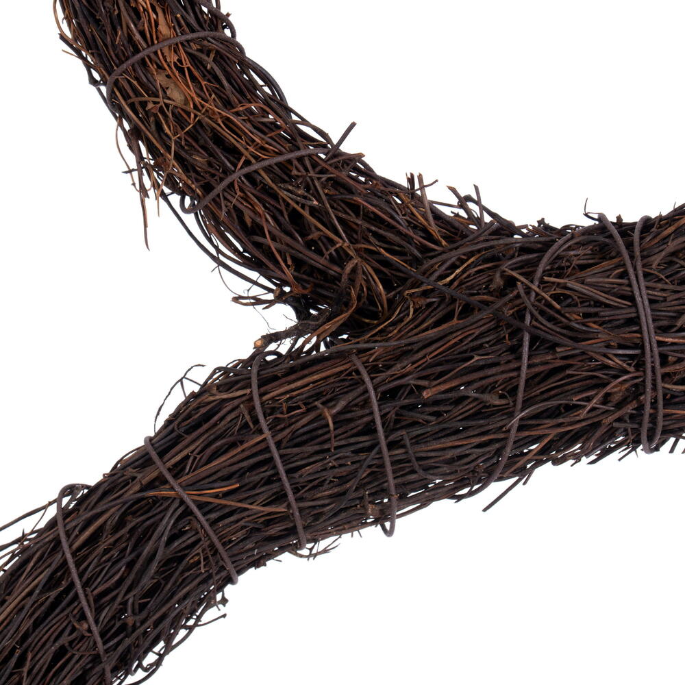 Vickerman 26"H x 12"W Bunny Outline Wreath. 