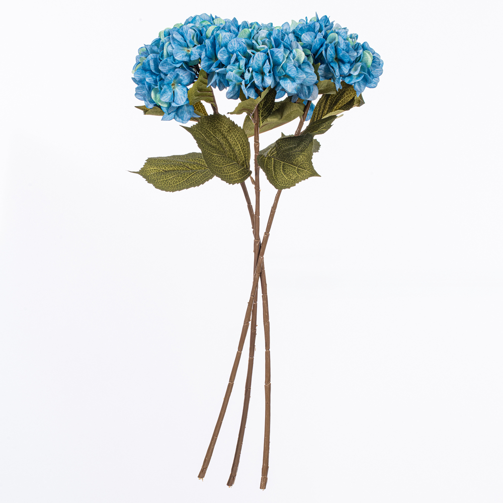 Vickerman 32.5" x 9" Hydrangea Stem 3/Bag