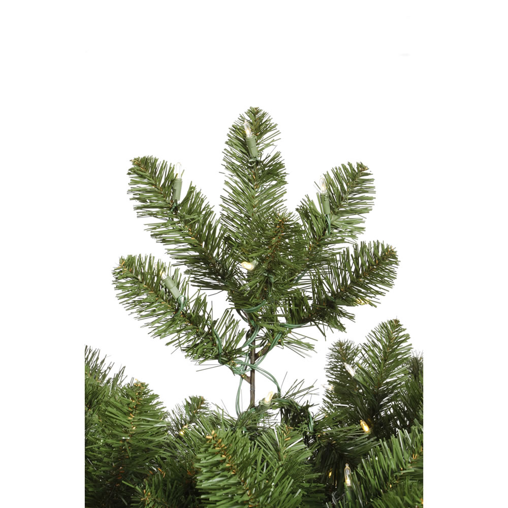 Vickerman Grand Teton Medium Artificial Christmas Tree
