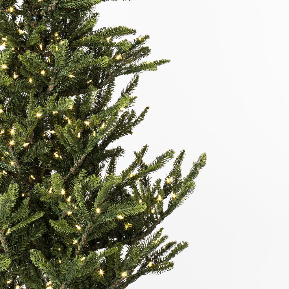 Vickerman Alberta Spruce Artificial Christmas Tree