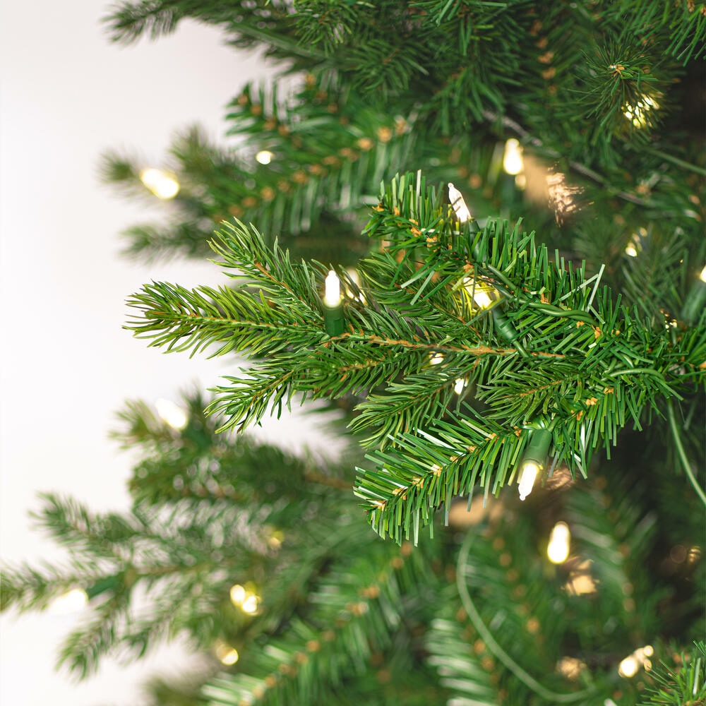 Vickerman Eagle Frasier Fir Artificial Christmas Tree