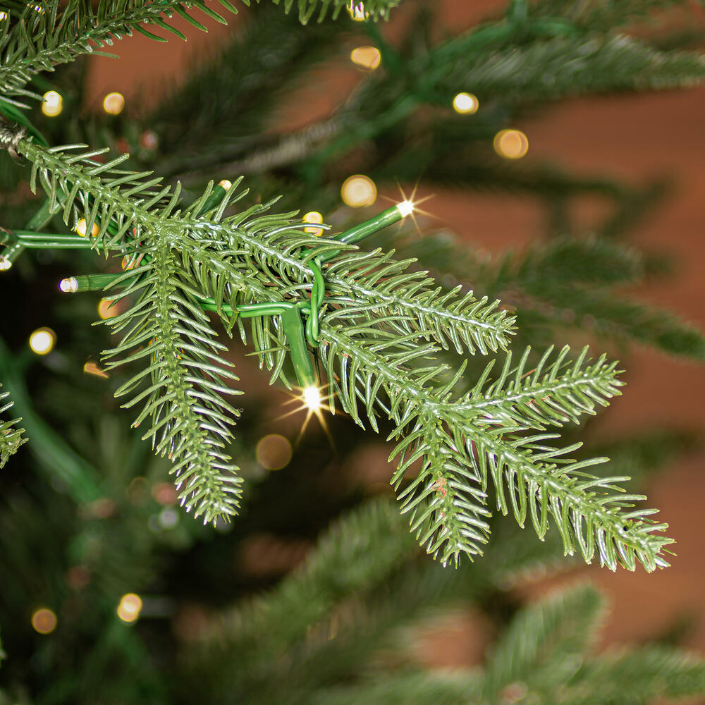 Vickerman Kamas Fraiser Fir Artificial Tree