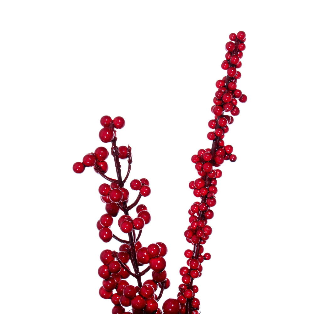 Vickerman Cluster Berry Wreath