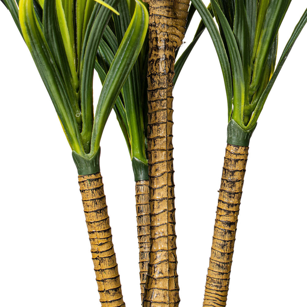 40" Plastic Green Yucca w/Pot