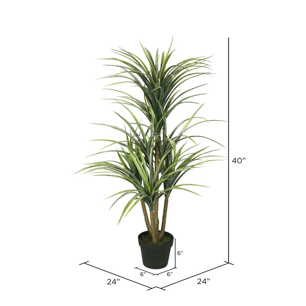 40" Plastic Green Yucca w/Pot