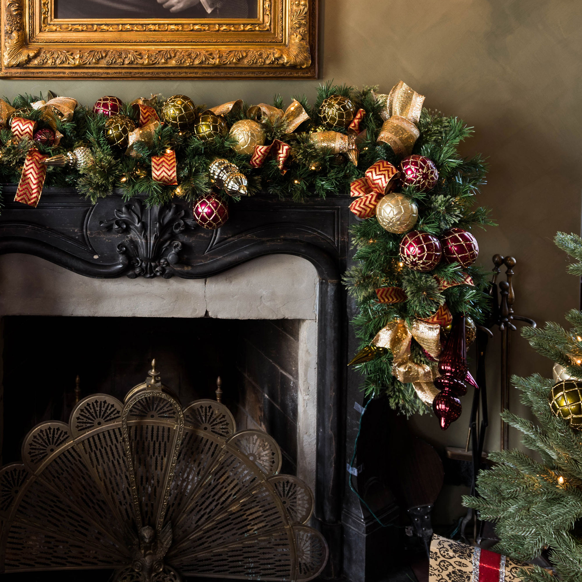 Wreaths & Garlands